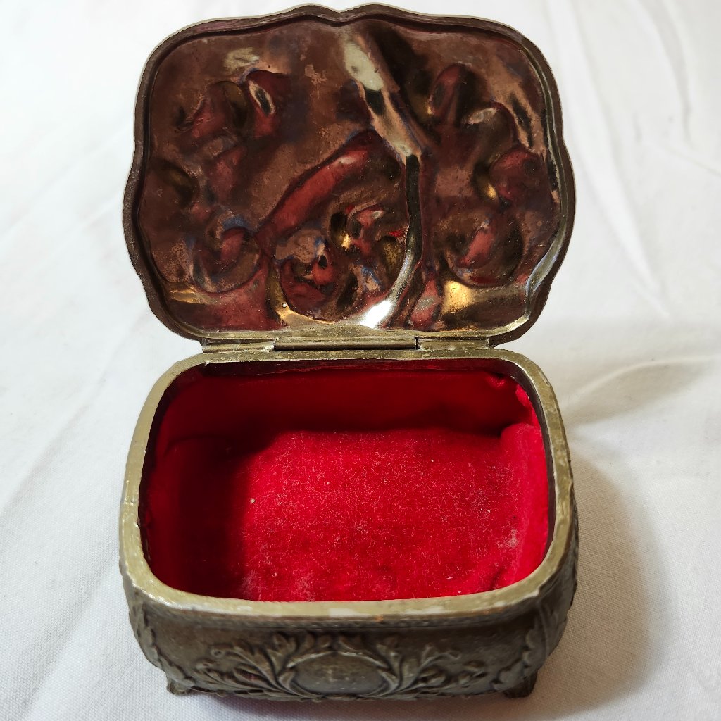 Vtg Trinket Box Vtg Trinket Box